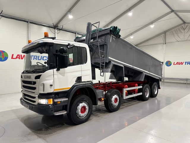 Scania P370 8×4 Day Cab Tipper