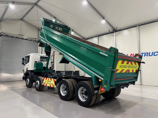 Scania P360 8×4 Rest Cab Steel Tipper Manual