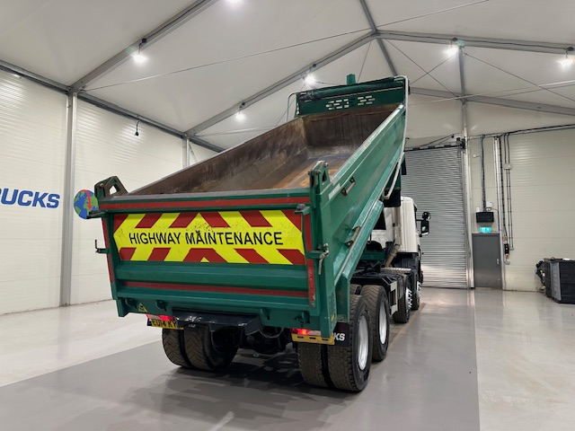 Scania P360 8×4 Rest Cab Steel Tipper Manual