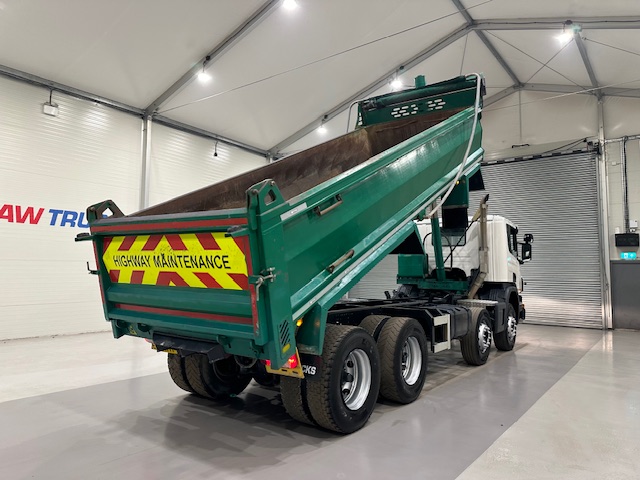 Scania P360 8×4 Rest Cab Steel Tipper Manual