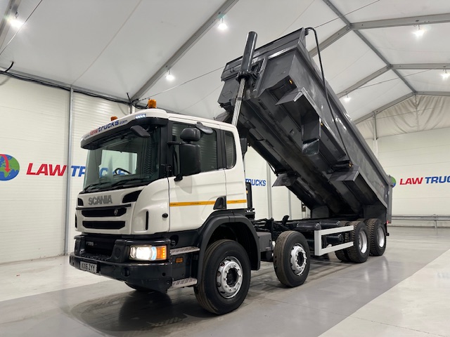 Scania P370 8×4 Day Cab Tipper Manual