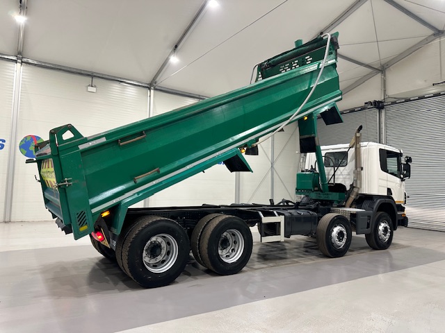 Scania P360 8×4 Rest Cab Steel Tipper Manual