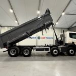 Scania P370 8×4 Day Cab Tipper Manual - thumbnail