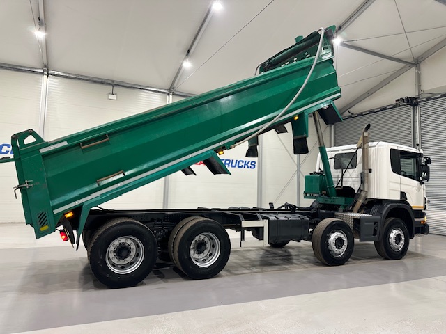 Scania P360 8×4 Rest Cab Steel Tipper Manual