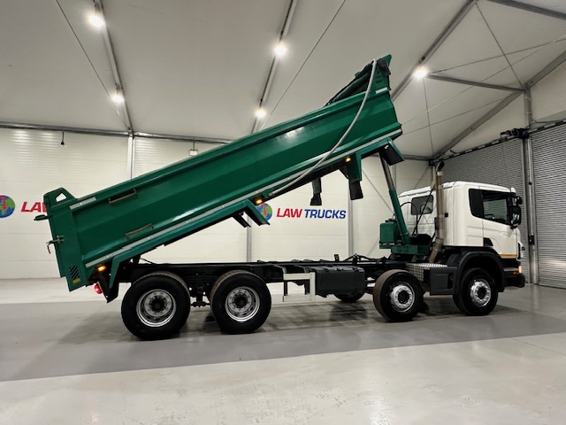 Scania P360 8×4 Rest Cab Steel Tipper Manual