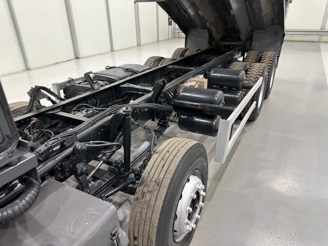 Scania P370 8×4 Day Cab Tipper Manual