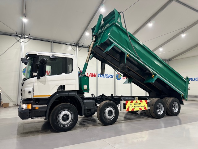 Scania P360 8×4 Rest Cab Steel Tipper Manual
