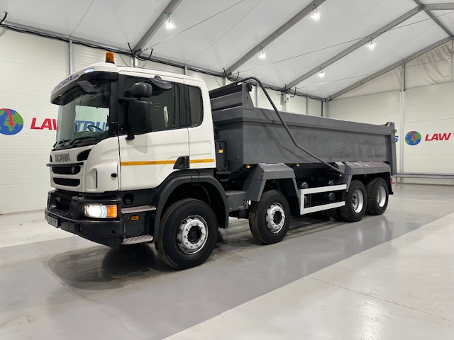 Scania P370 8×4 Day Cab Tipper Manual