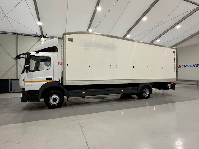 Mercedes Atego 1524 Day Cab Box Van