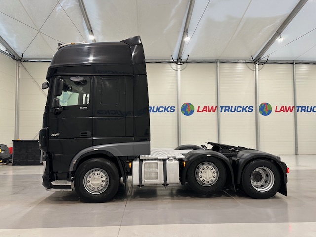 DAF XF 530 6×2 Midlift Tractor Unit