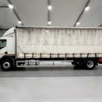 DAF LF 250 Sleeper Cab Curtainsider - thumbnail