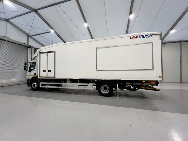 DAF LF 220 Day Cab Fridge Box
