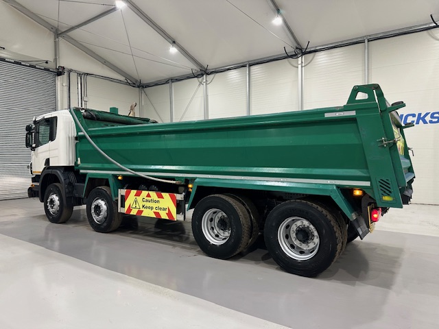 Scania P360 8×4 Rest Cab Steel Tipper Manual