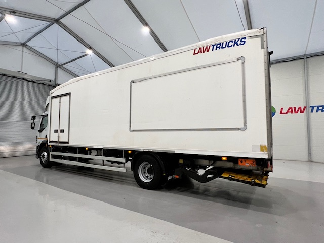 DAF LF 220 Day Cab Fridge Box
