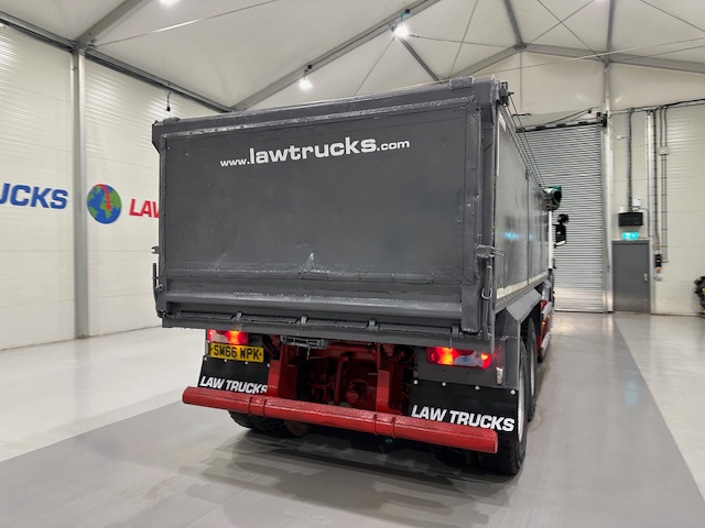 Scania P370 8×4 Day Cab Tipper