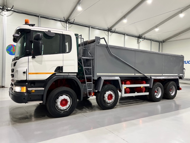 Scania P370 8×4 Day Cab Tipper
