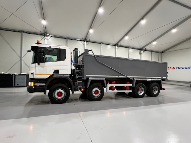 Scania P370 8×4 Day Cab Tipper