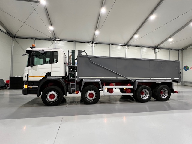 Scania P370 8×4 Day Cab Tipper