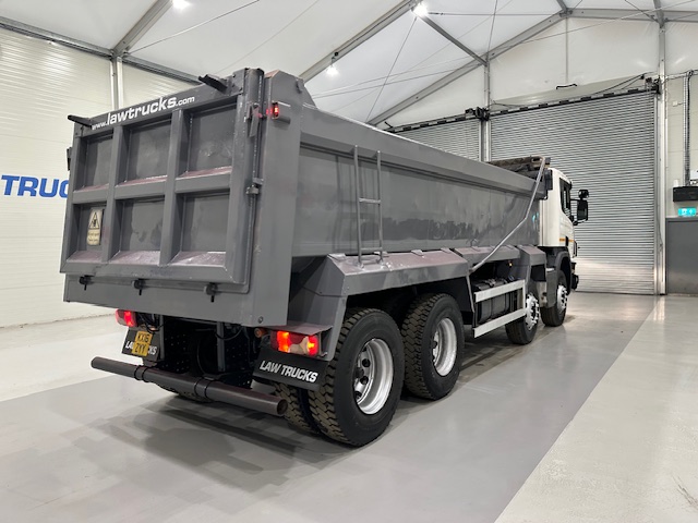 Scania P370 8×4 Day Cab Tipper Manual