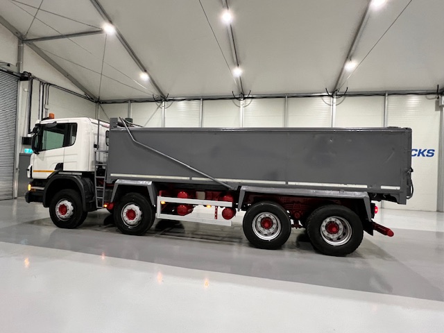 Scania P370 8×4 Day Cab Tipper