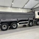 Scania P370 8×4 Day Cab Tipper Manual - thumbnail