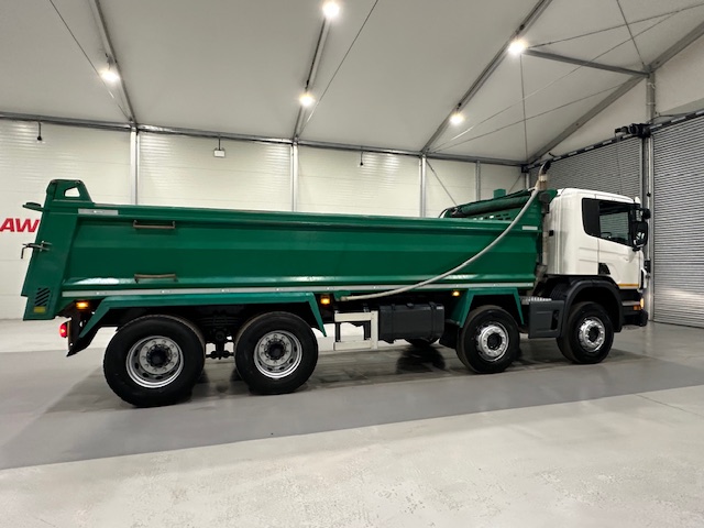Scania P360 8×4 Rest Cab Steel Tipper Manual