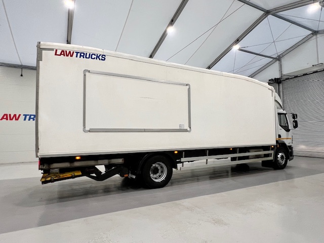 DAF LF 220 Day Cab Fridge Box