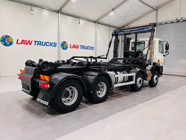 DAF CF85 410 8×4 Day Cab Hookloader Manual