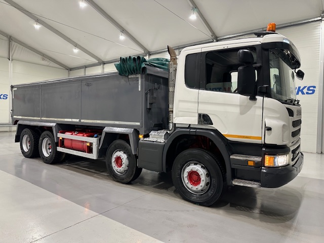 Scania P370 8×4 Day Cab Tipper