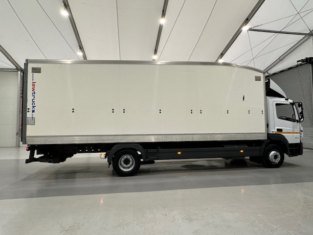 Mercedes Atego 1524 Day Cab Box Van