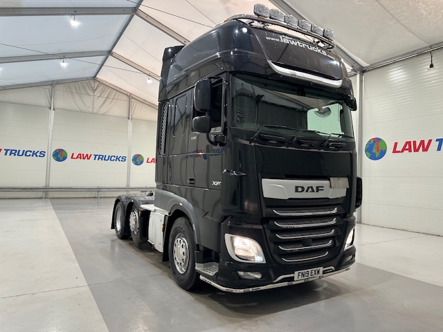 DAF XF 530 6×2 Midlift Tractor Unit