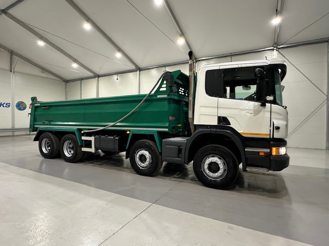 Scania P360 8×4 Rest Cab Steel Tipper Manual