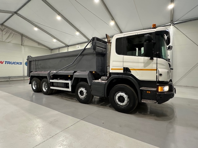 Scania P370 8×4 Day Cab Tipper Manual