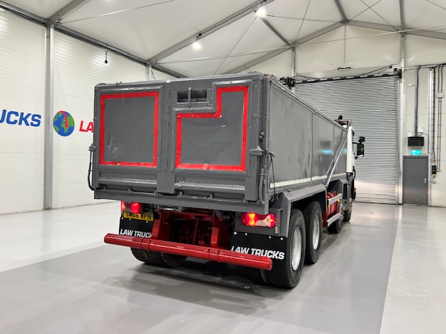 Scania P370 8×4 Day Cab Tipper