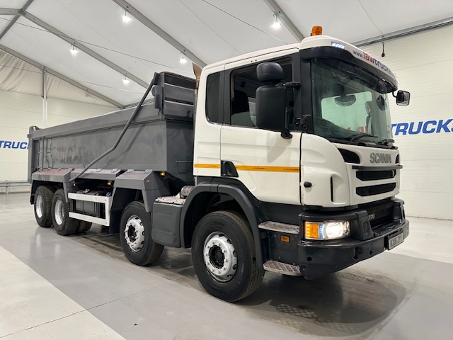 Scania P370 8×4 Day Cab Tipper Manual