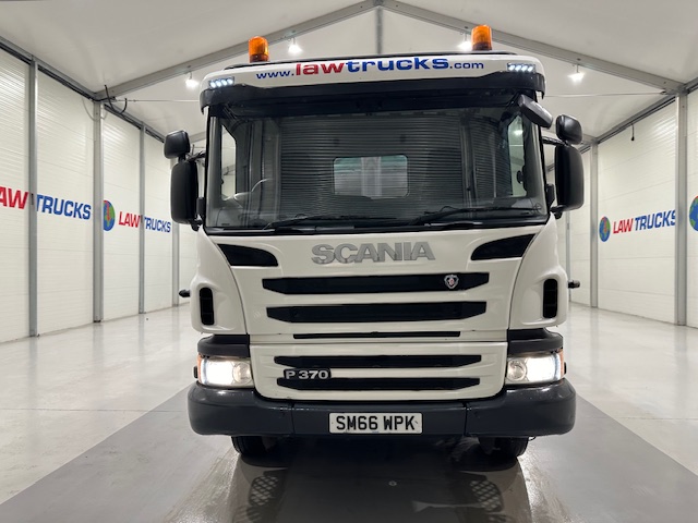 Scania P370 8×4 Day Cab Tipper