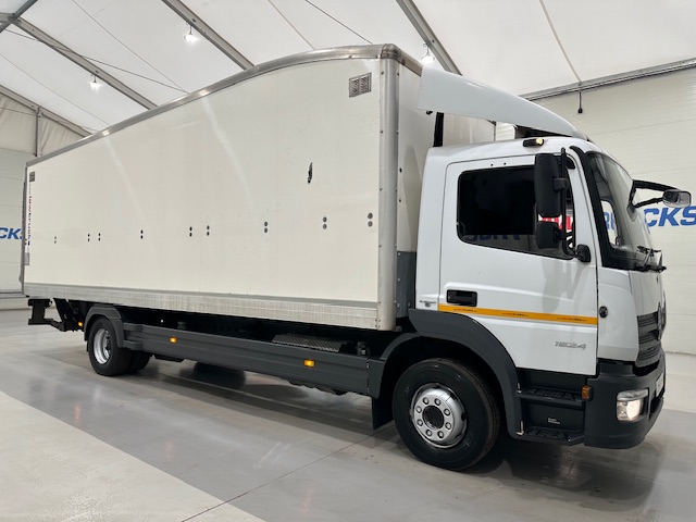Mercedes Atego 1524 Day Cab Box Van