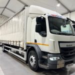DAF LF 250 Sleeper Cab Curtainsider - thumbnail