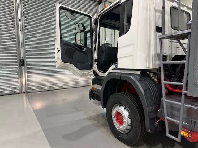 Scania P370 8×4 Day Cab Tipper