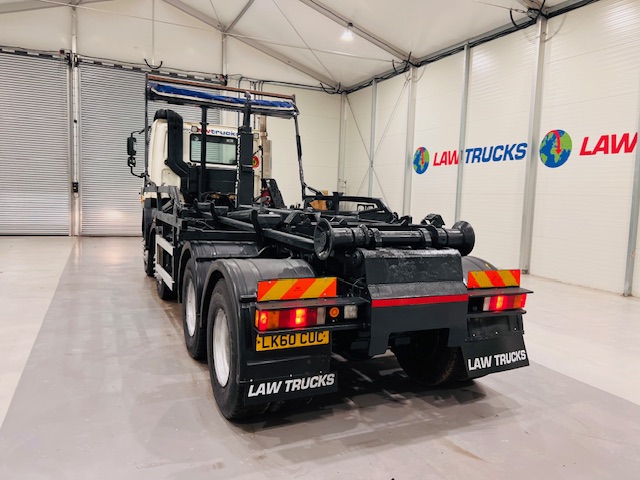 DAF CF85 410 8×4 Day Cab Hookloader Manual