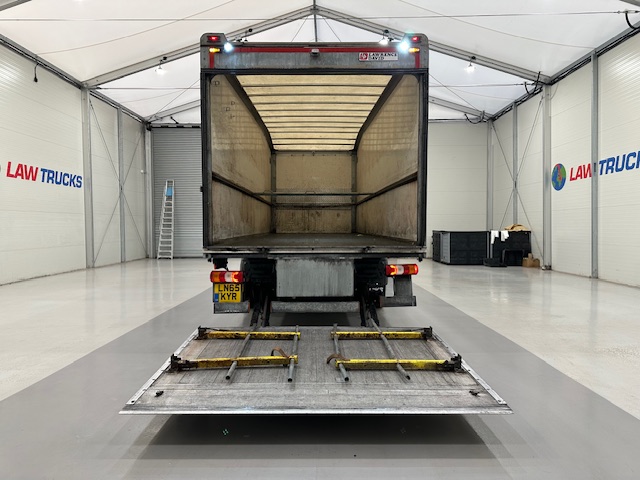 Mercedes Atego 1524 Day Cab Box Van