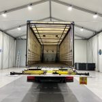 DAF LF 250 Sleeper Cab Curtainsider - thumbnail
