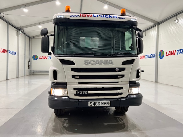 Scania P370 8×4 Day Cab Tipper