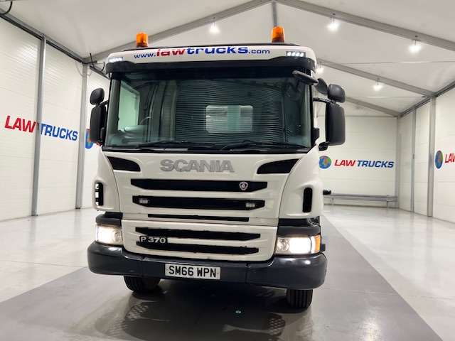 Scania P370 8×4 Day Cab Tipper