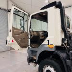 DAF CF85 410 8×4 Day Cab Hookloader Manual - thumbnail