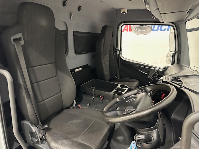 Mercedes Atego 1524 Day Cab Box Van