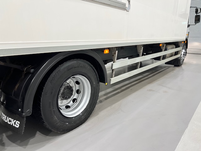 DAF LF 220 Day Cab Fridge Box