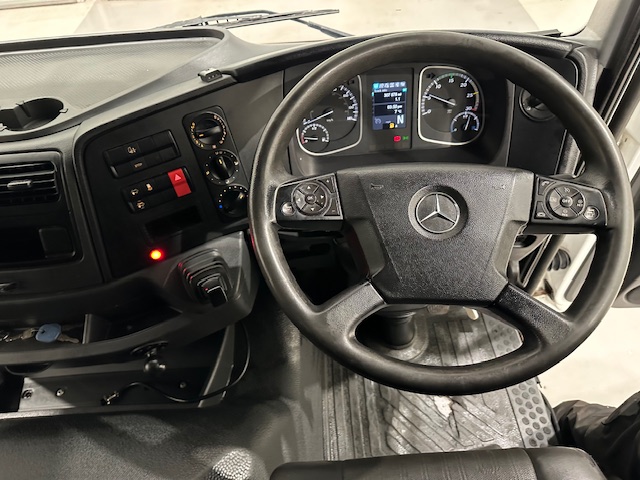 Mercedes Atego 1524 Day Cab Box Van