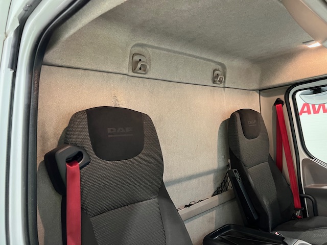 DAF LF 220 Day Cab Fridge Box