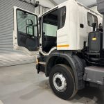 Scania P370 8×4 Day Cab Tipper Manual - thumbnail